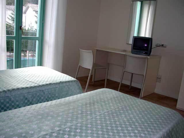 Lieta Sosta Hotel Colfiorito Phòng bức ảnh